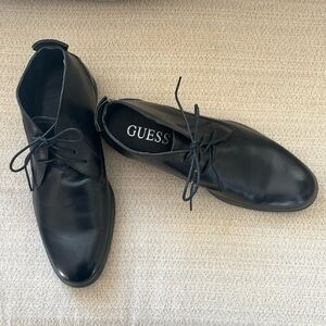 GUESS MG NIKO MENS ANKLE BOOTS
SIZE 10.5